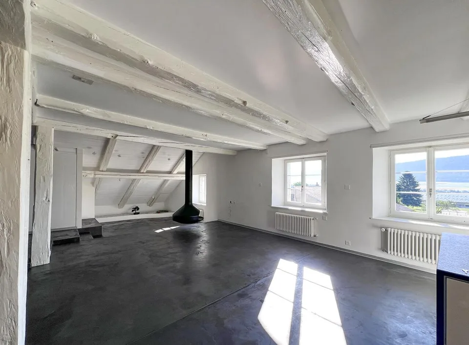 Charmantes Duplex mit Blick auf das Val-de-Ruz – 4,5 Zimmer 159 m²