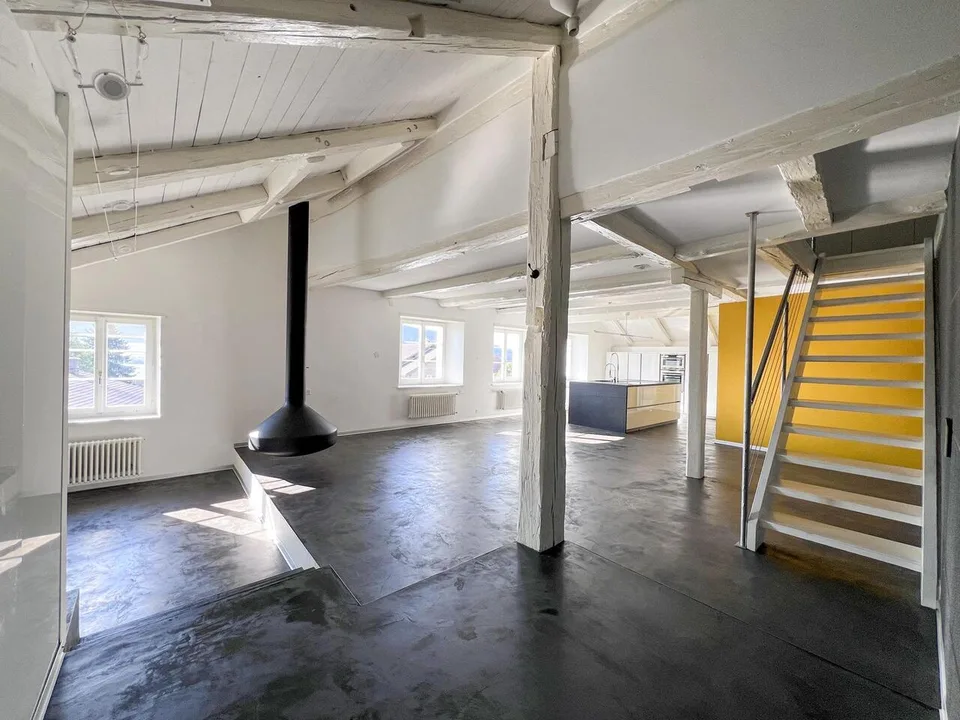 Charmantes Duplex mit Blick auf das Val-de-Ruz – 4,5 Zimmer 159 m²
