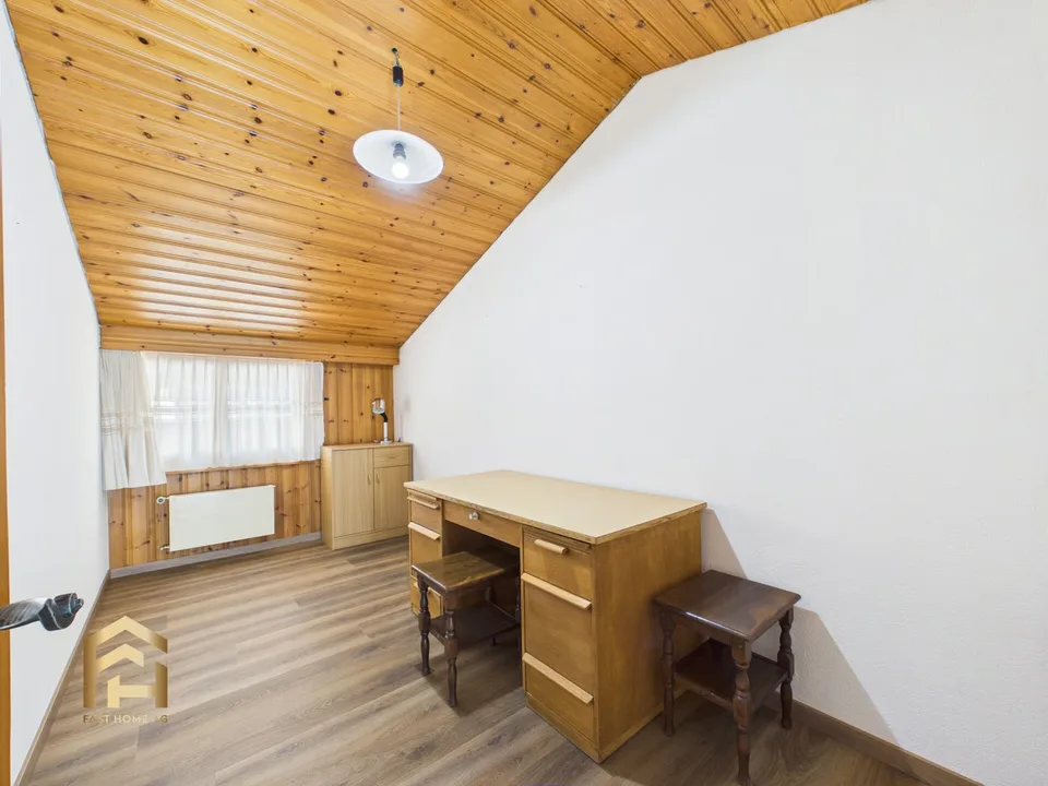 Proprietà tradizionale con potenziale di sviluppo a Gondo – foto 10 di 13