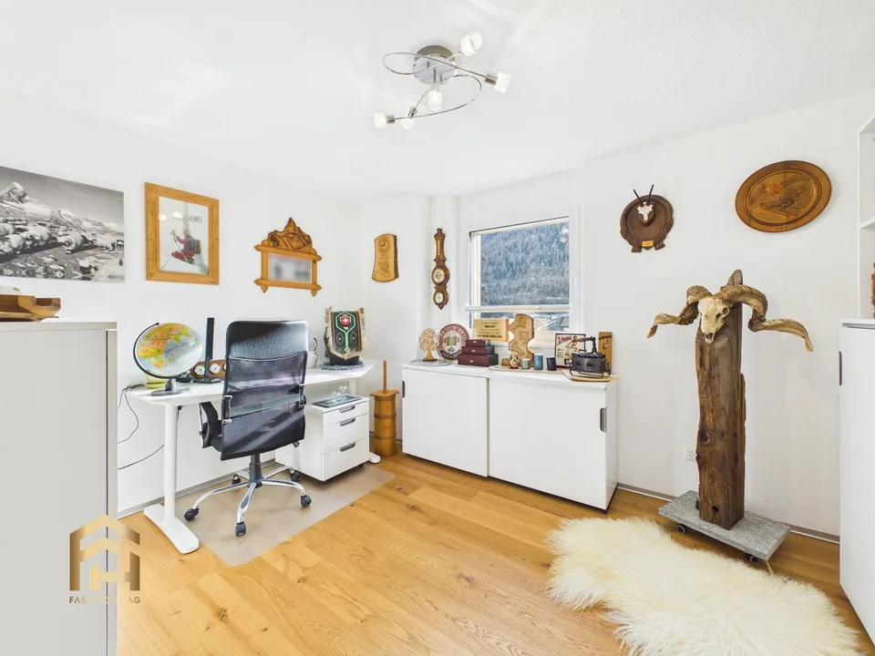 Exklusive 5.5-Zimmer-Duplexwohnung mit sonnigem Alpenblick