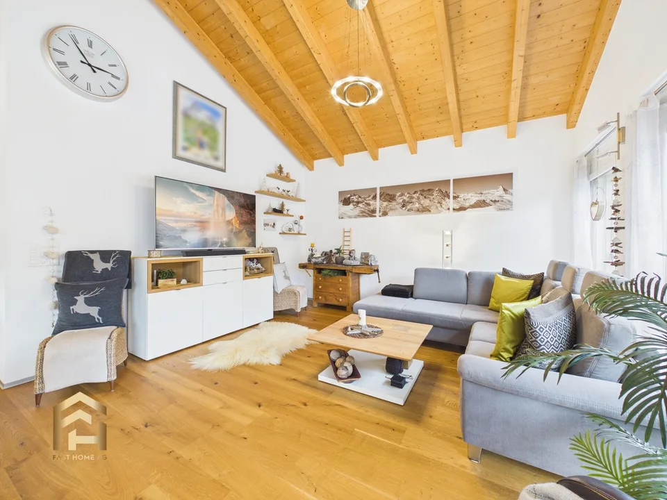 Exklusive 5.5-Zimmer-Duplexwohnung mit sonnigem Alpenblick
