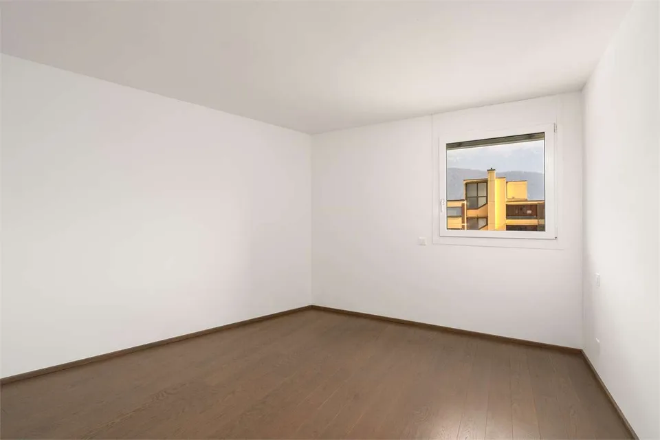 Melide - appartement moderne de 4,5 pièces avec vue sur le lac et jardin sur le toit