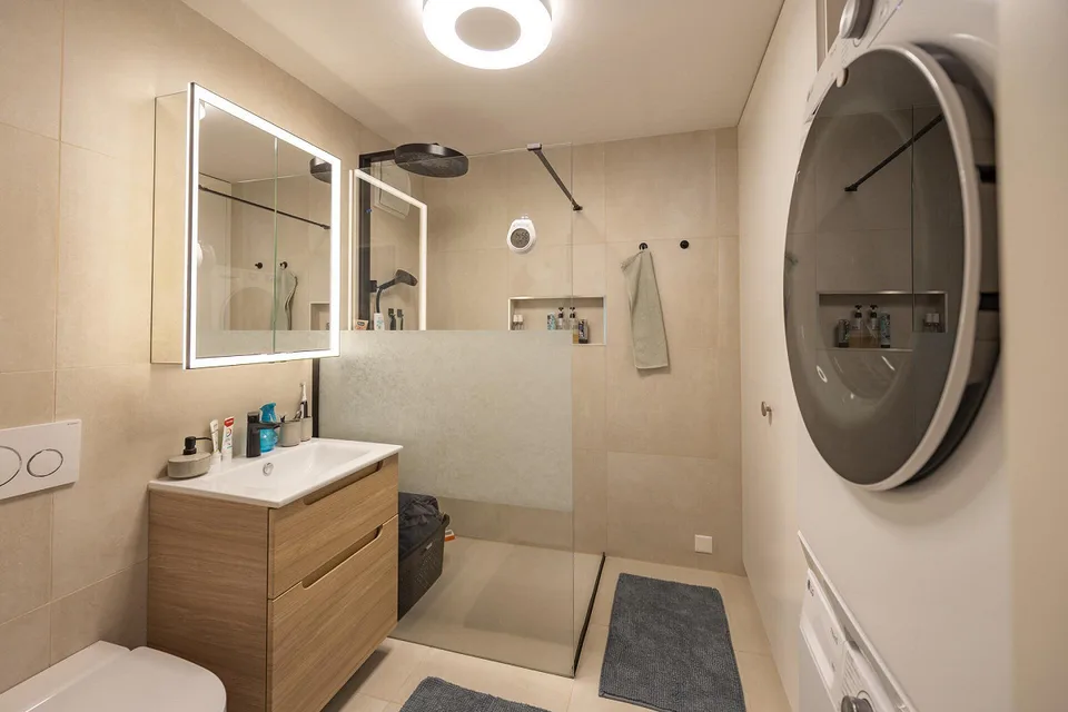 Moderne 5.5 Zimmer-Eigentumswohnung