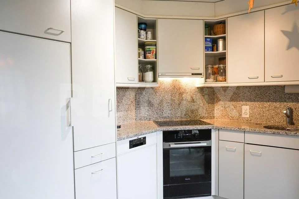 Charming 5-Room Corner House with Garden and Garage in Breitenbach