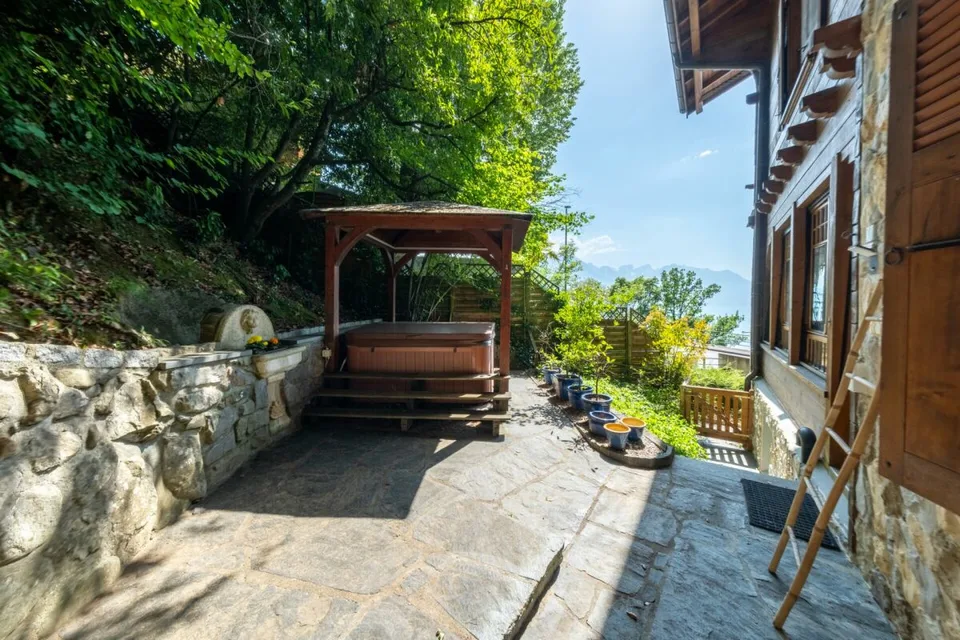 Chalet storico con vista impareggiabile sul lago! – foto 13 di 25