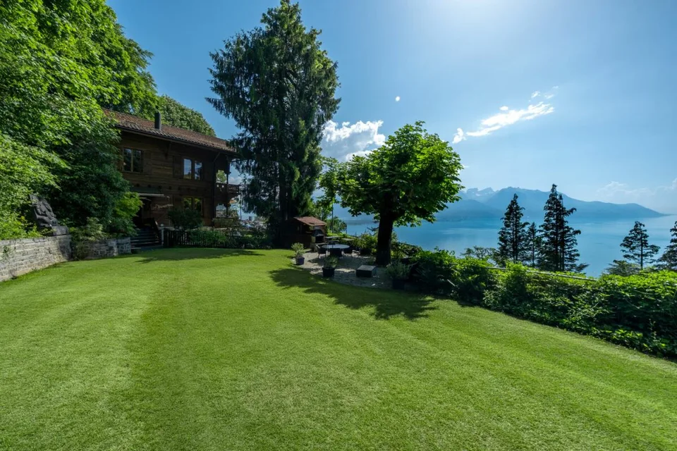 Chalet storico con vista impareggiabile sul lago! – foto 2 di 25