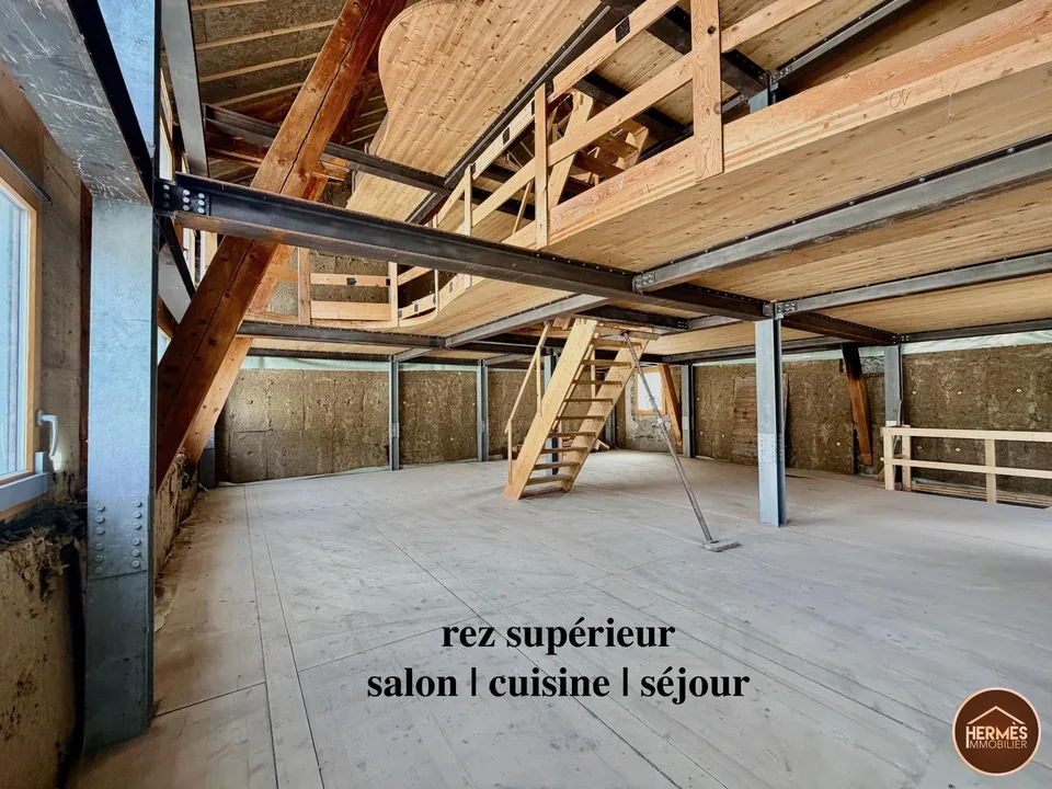 Außergewöhnliches Haus mit 237 m2 - Loft-Potenzial oder 7,5 Zimmer in Saint-Pierre-de-Clage – Foto 5 von 21