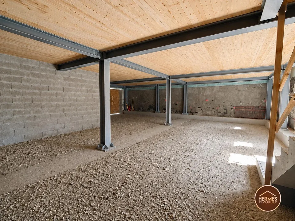 Außergewöhnliches Haus mit 237 m2 - Loft-Potenzial oder 7,5 Zimmer in Saint-Pierre-de-Clage – Foto 11 von 21