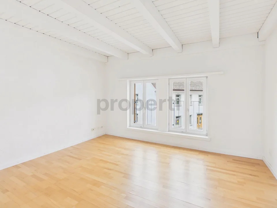 Ruhige Dachwohnung mit Balkon und planbaren Nebenkosten in Beringen – Foto 9 von 35