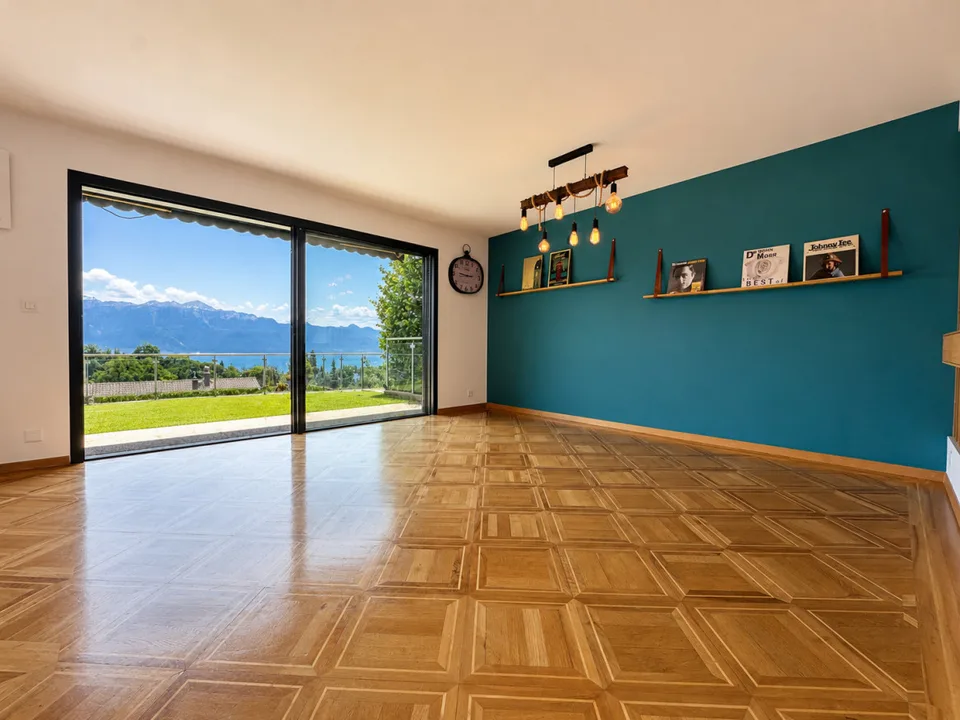 LUTRY - VILLA INDIVIDUALE CON VISTA IMPAREGGIABILE – foto 16 di 47