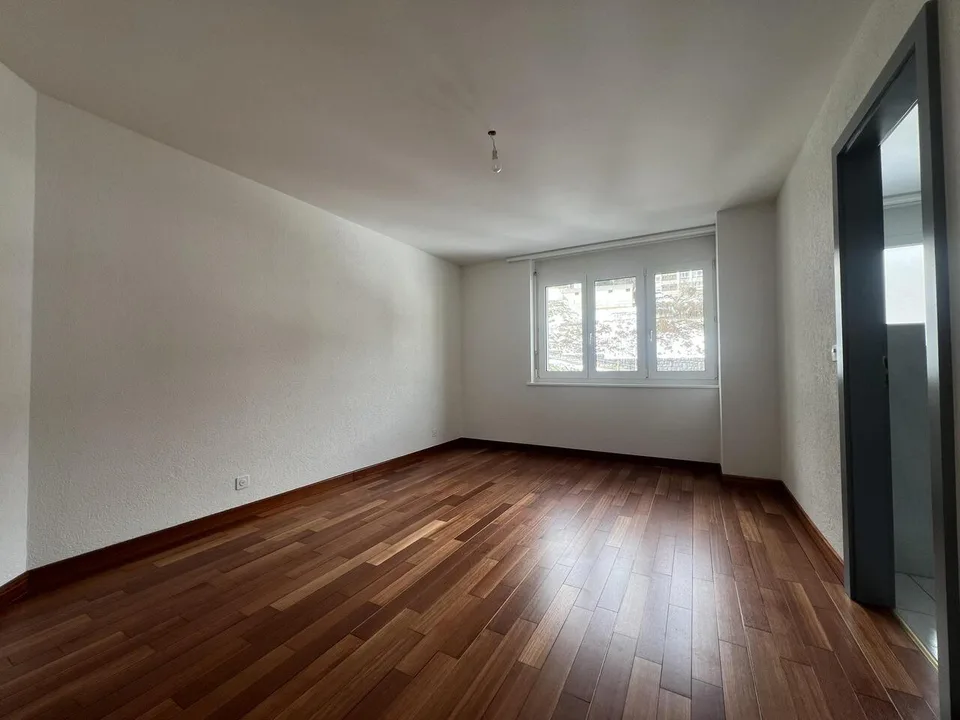 Magnifique appartement de 4.5 pièces rénové à louer aux Hauts-Geneveys