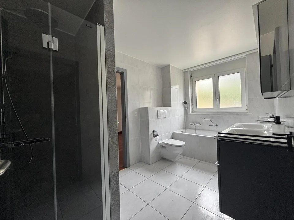 Magnifique appartement de 4.5 pièces rénové à louer aux Hauts-Geneveys