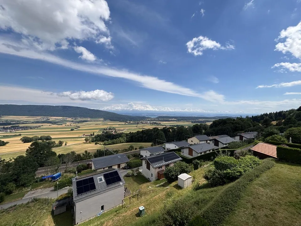 Magnifique appartement de 4.5 pièces rénové à louer aux Hauts-Geneveys