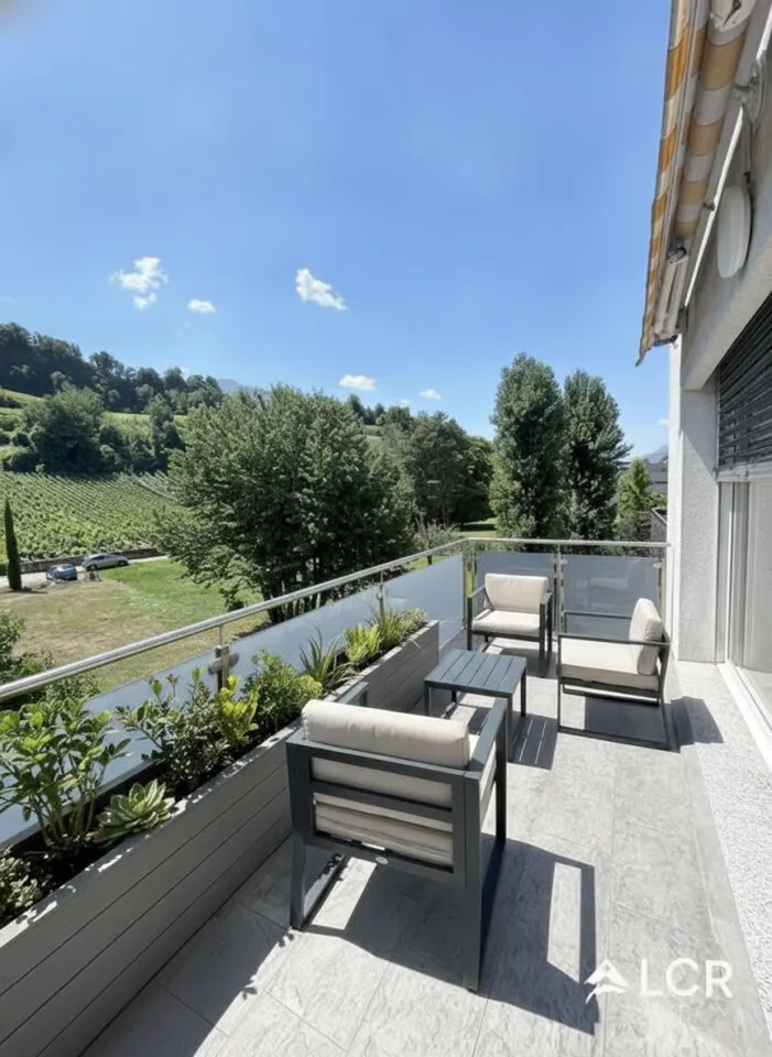 Beautiful 2.5 or 3.5 room apartment in Pont-de-la-morge