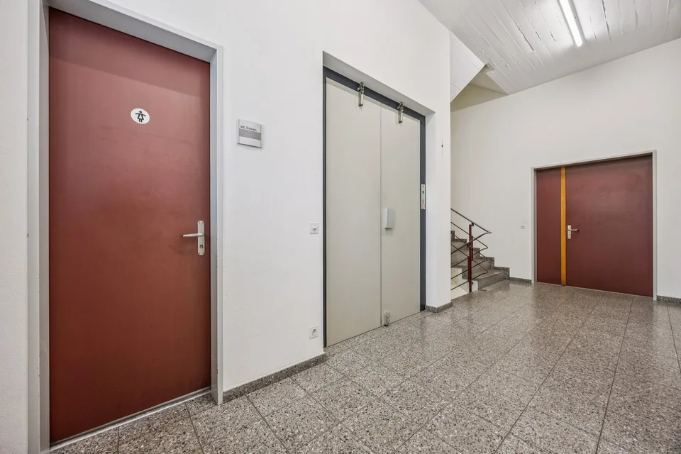 Commercial space
