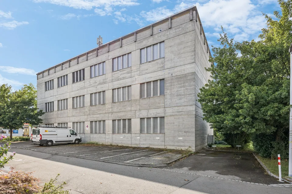 Commercial space