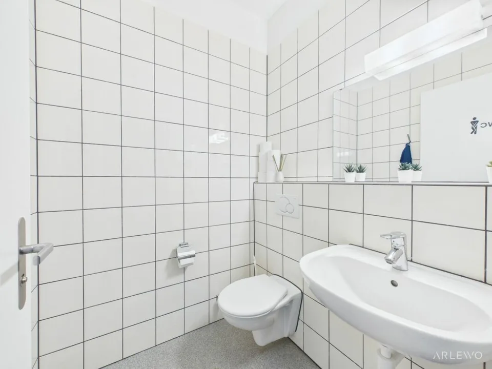 Ausgebaute Kleinfläche für Büro, Praxis oder stilles Gewerbe