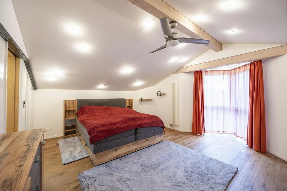 Spacious Single-Family or Multi-Generational House
