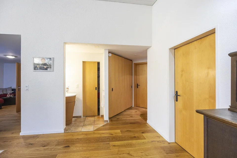 Spacious Single-Family or Multi-Generational House