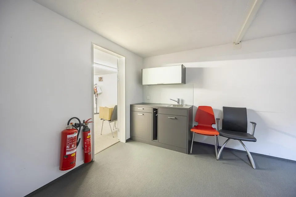 Spacious Single-Family or Multi-Generational House