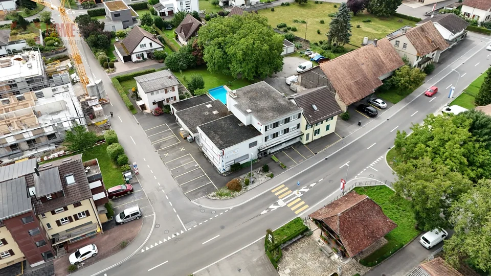 Top-Lage in Gunzgen – Wohn- & Geschäftshaus mit Renditepotenzial