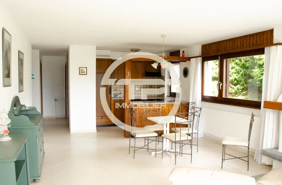 Bel appartement 3.5 pièces en rez-de-jardin prés de l'arrêt de funiculaire de Blûche / Ref. 1007-684