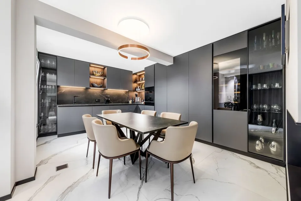 Luxueux appartement vendu meublé