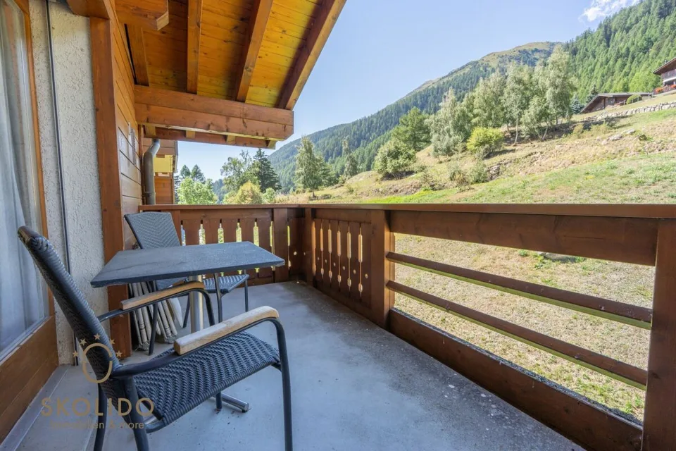 Charming Studio with Balcony – photo 7 of 13