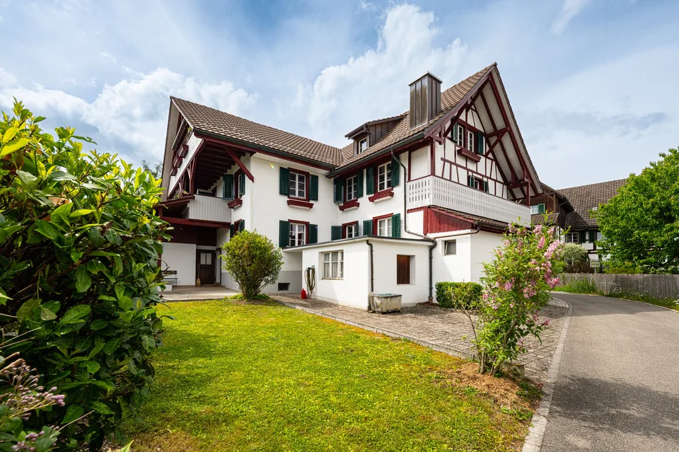 Attraktives Dreifamilienhaus an zentraler Lage