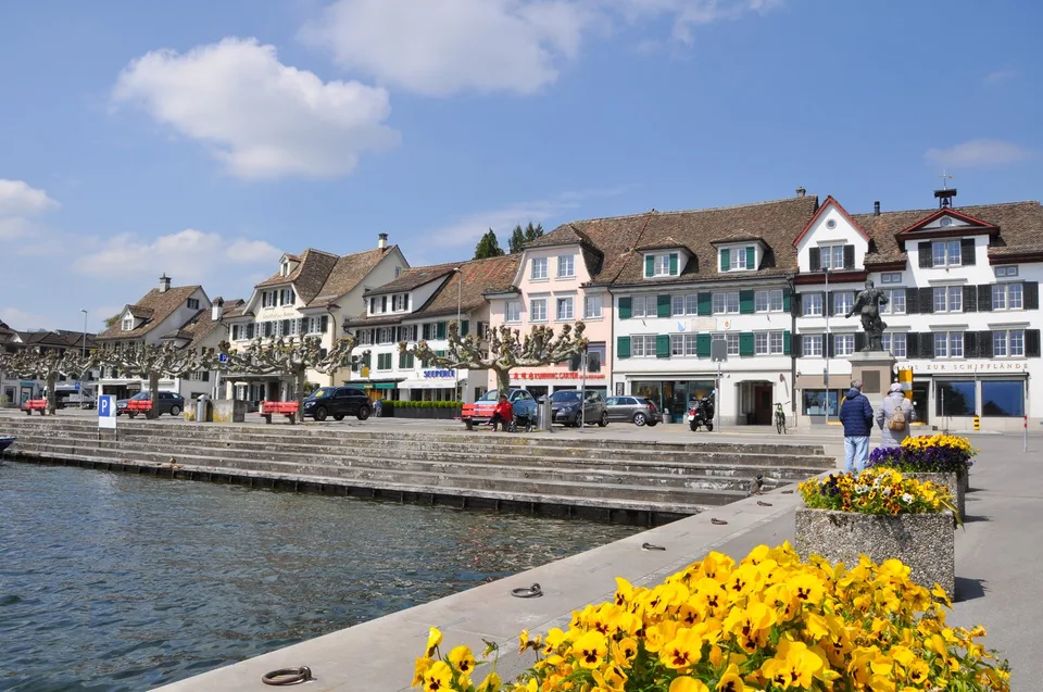 Neubau "VILYA" - Wohnen mit überragender See- und Bergsicht an ruhiger Lage