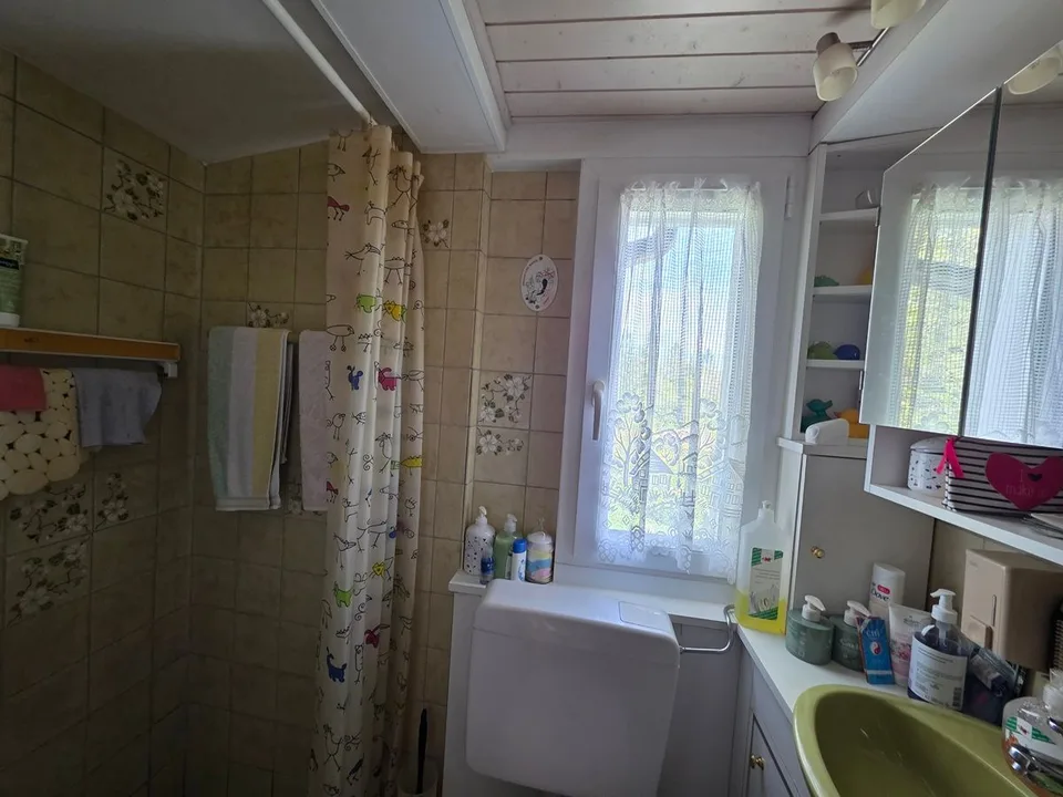 Chalet auf einem großen sonnigen Grundstück in einer privilegierten Wohnumgebung – Foto 10 von 10
