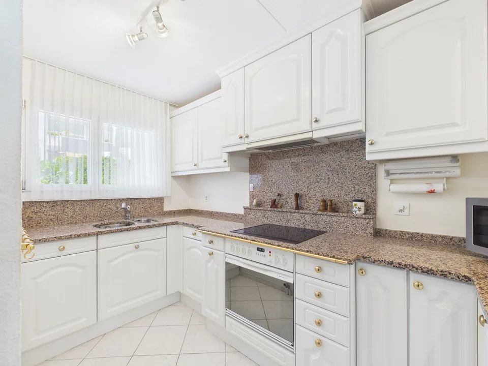 *Reserviert* Gepflegtes 4.5-Zimmer Reiheneinfamilienhaus in begehrtem Wohnquartier angrenzend an das Naherholungsgebiet – Foto 4 von 9
