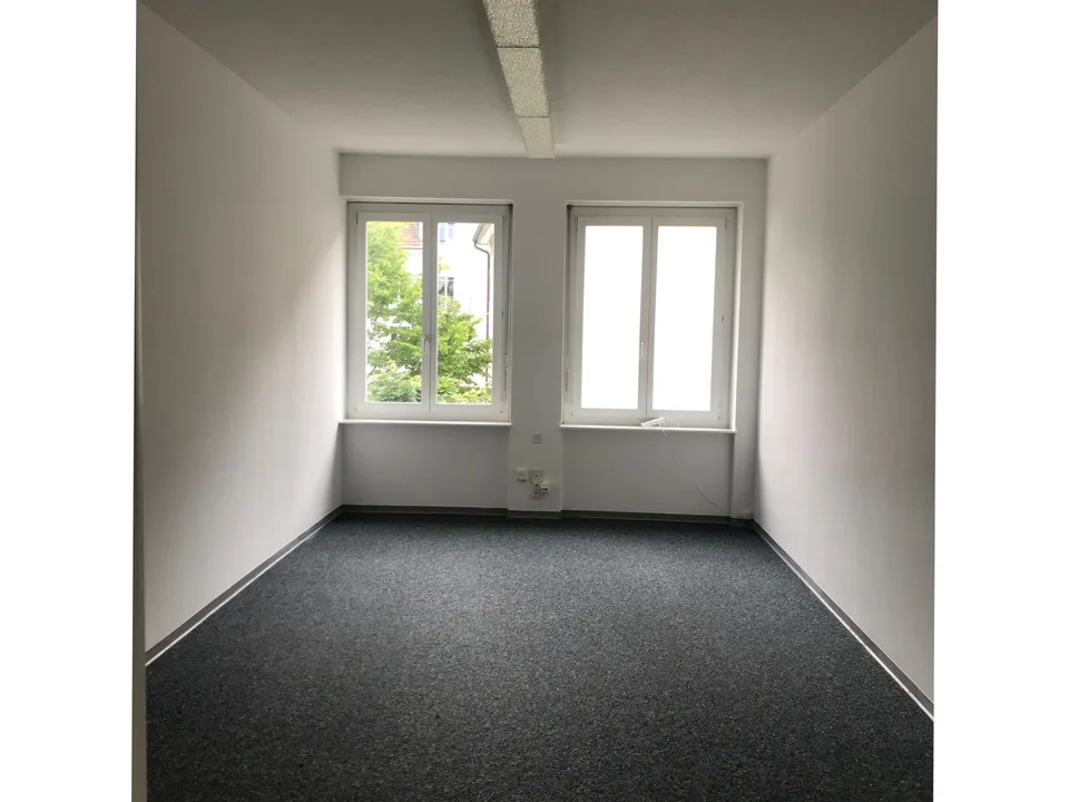 Spazio ufficio in una posizione centrale a Oerlikon – foto 2 di 3