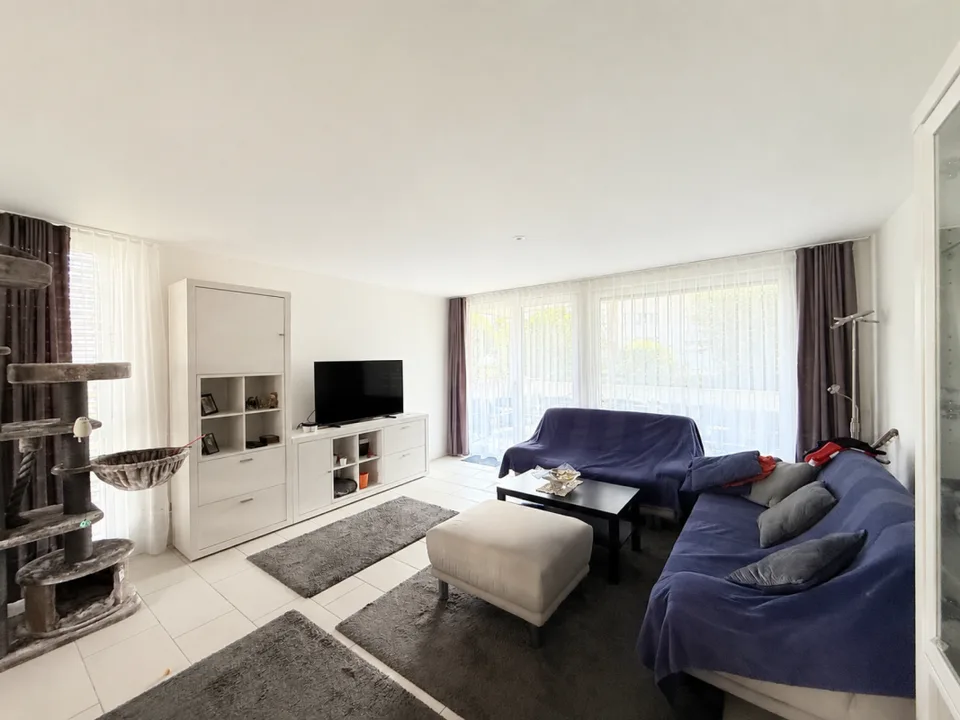 Spacious 4.5 Room Apartment in Aarwangen – photo 3 of 10