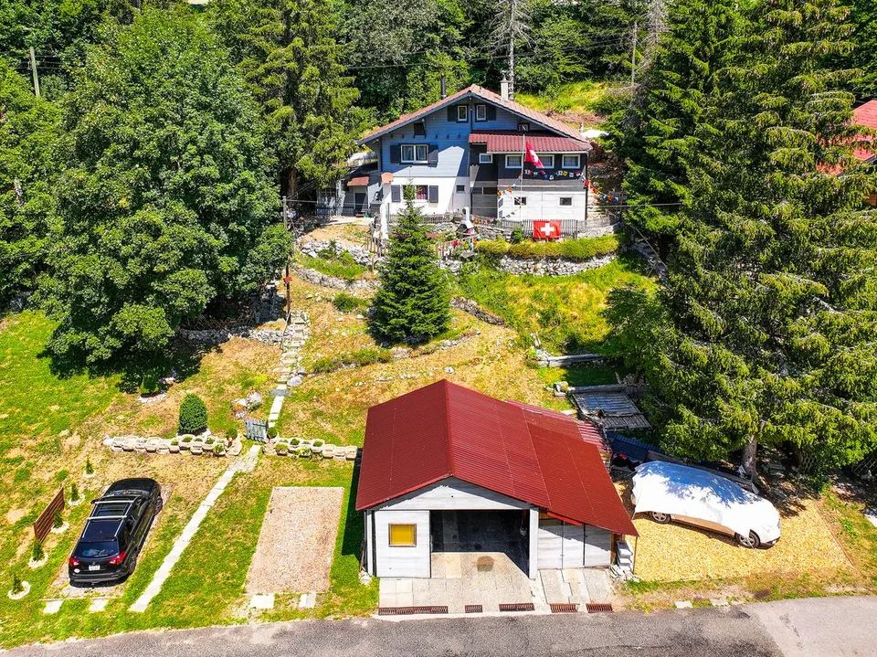 Chalet in Saint-Cergue - Großes Renovierungspotenzial! – Foto 11 von 16