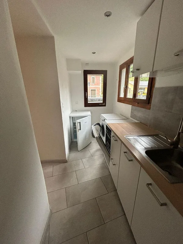 Maison rénovée avec 3 appartements au centre de Cevio | Renovie... – photo 14 sur 22
