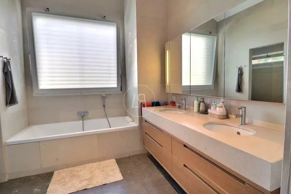 Exclusivité: Belle villa familiale, 6 chambres à coucher ? Chambésy, – photo 13 sur 13