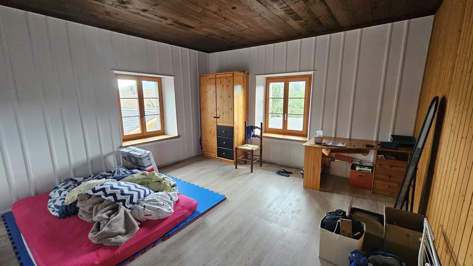 Cozy 3.5-room apartment on the 1st floor for rent in Sornetan
