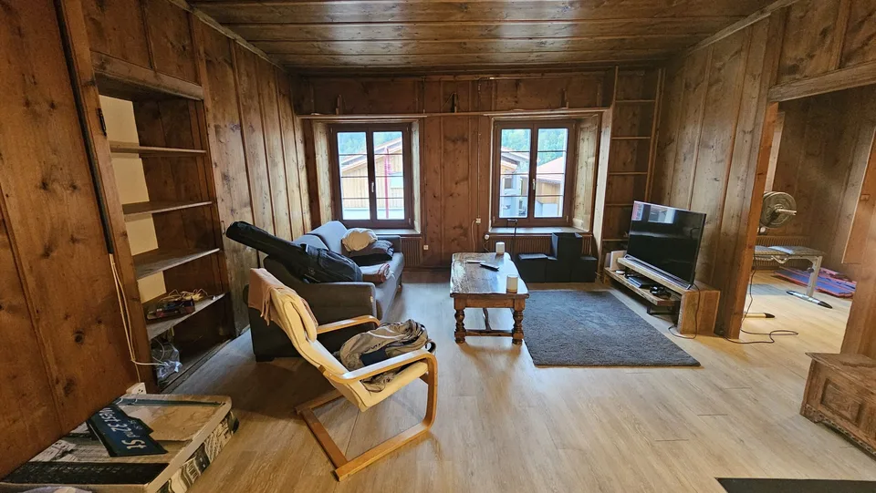 Cozy 3.5-room apartment on the 1st floor for rent in Sornetan