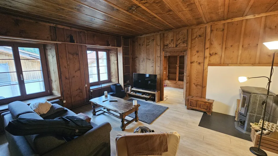 Cozy 3.5-room apartment on the 1st floor for rent in Sornetan