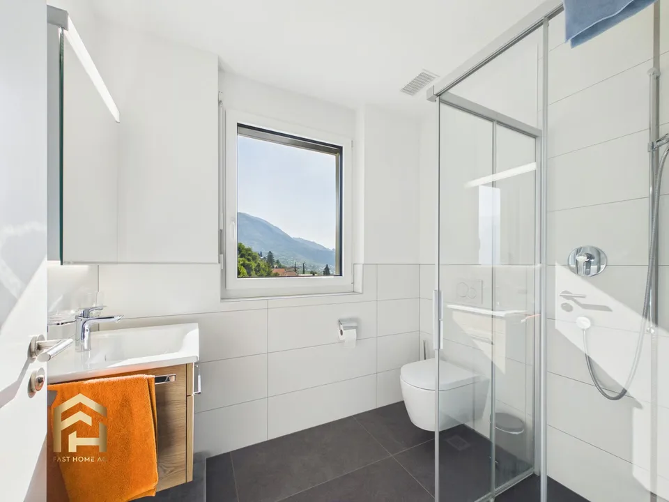 Ampio appartamento con terrazza 5.5 con vista libera sulla valle del Rodano
