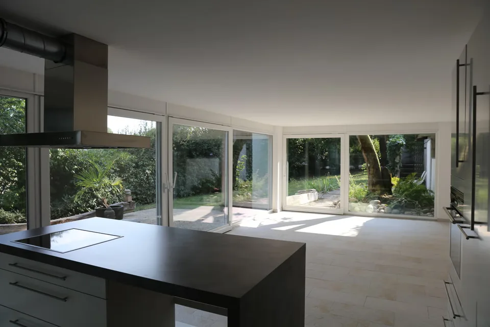 Appartamento moderno al piano terra con grande terrazza