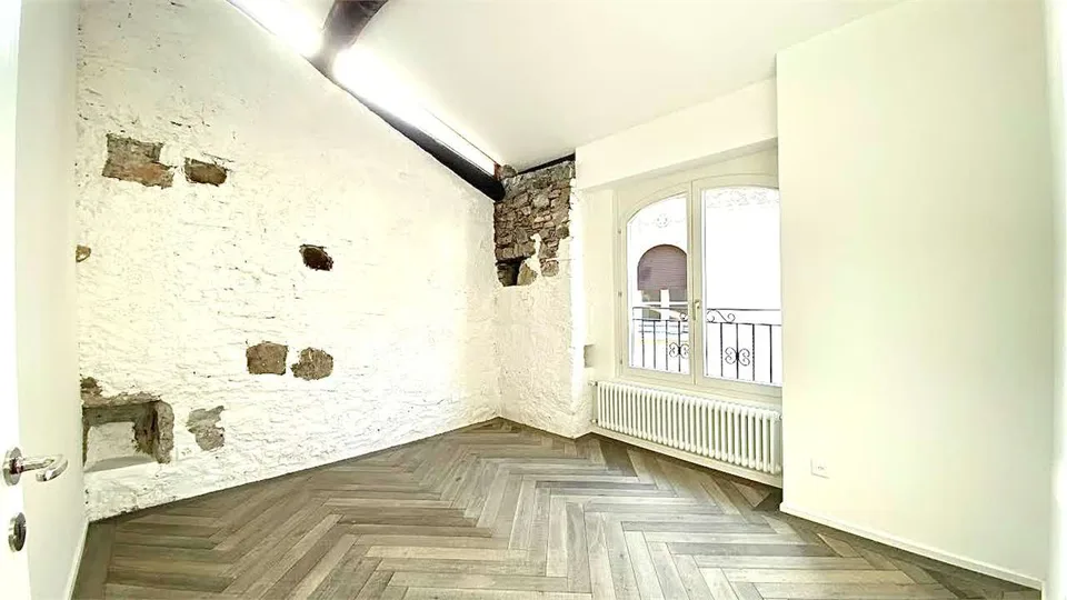 Casa storica di pregio 5,5 locali in affitto a Riva San Vitale