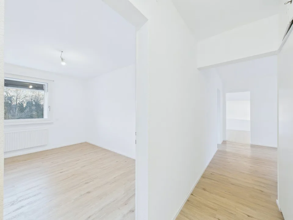 Attraktive 4.5-Zimmer-Wohnung mit Waschturm & Parkplatz