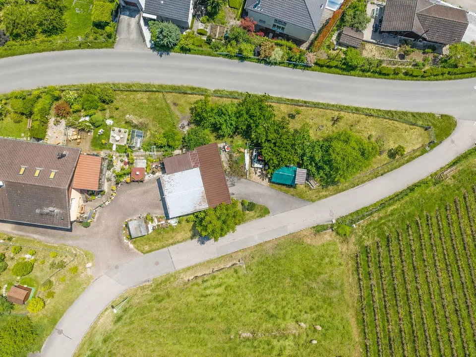 Baugrundstück mit freiem Blick in Vallamand – Foto 2 von 3