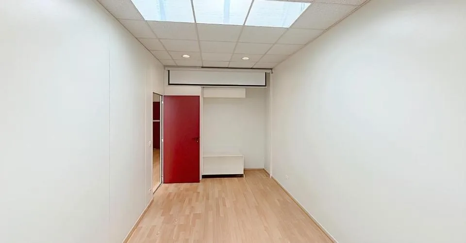 Gewerbefläche von etwa 146 m2 im oberen Erdgeschoss – Foto 6 von 9