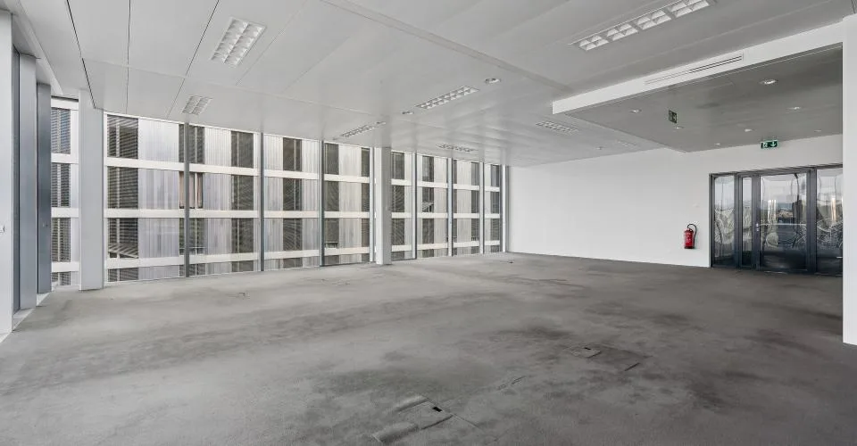 Ein moderner Raum von 450 m² im Herzen von Plan-les-Ouates – Foto 10 von 21
