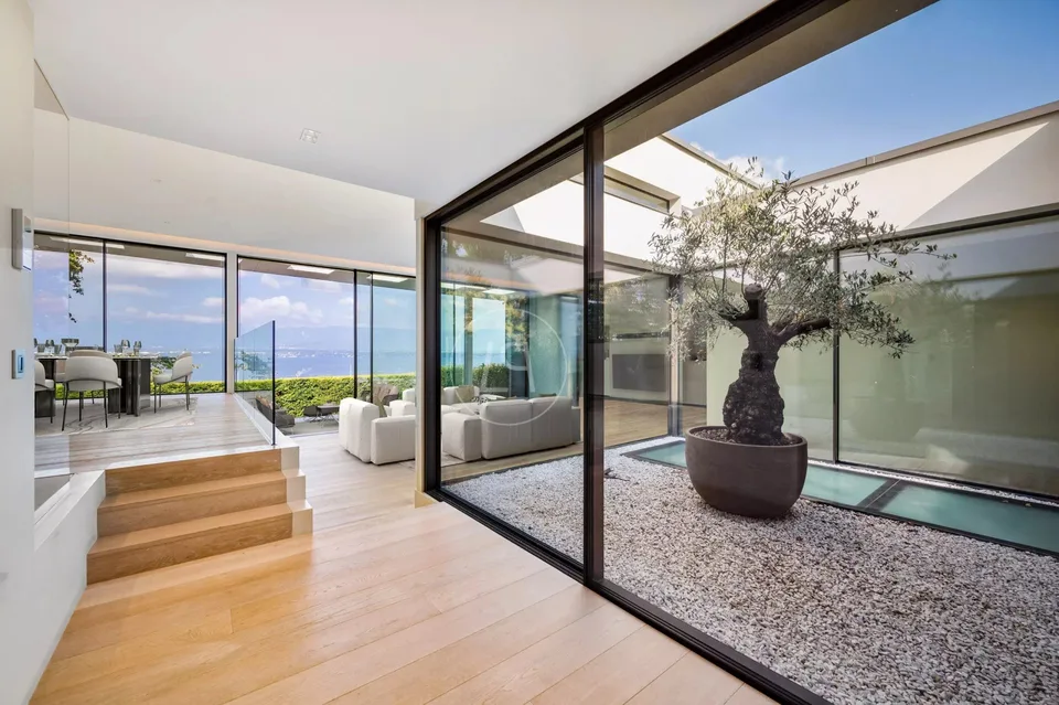 Villa contemporanea eccezionale, vista e accesso privato al lago, riva sinistra – foto 3 di 12