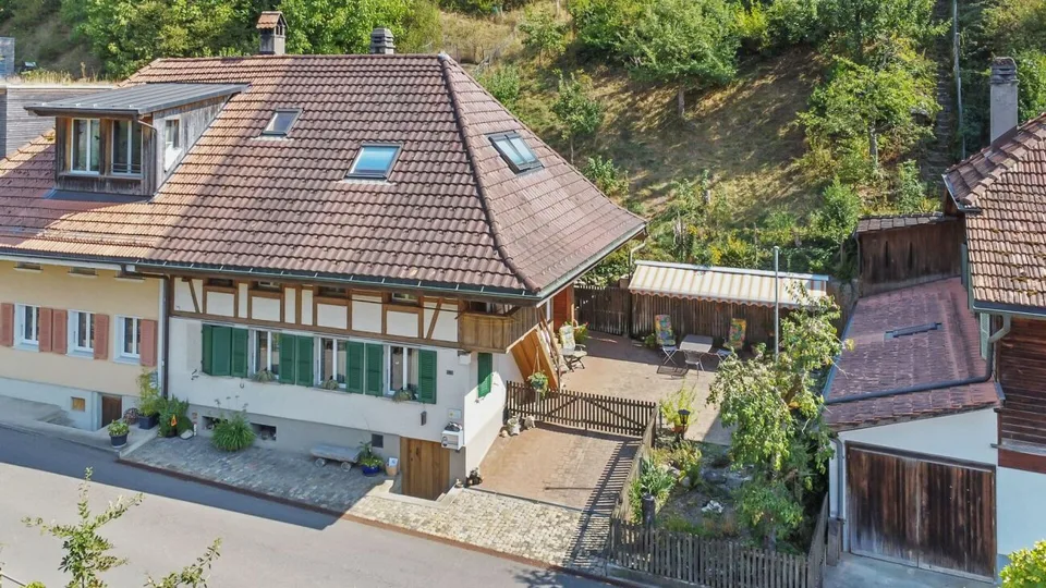 Einfamilienhaus, einseitig angebaut, an bevorzugt ruhiger Lage im Mühletal – Foto 1 von 12