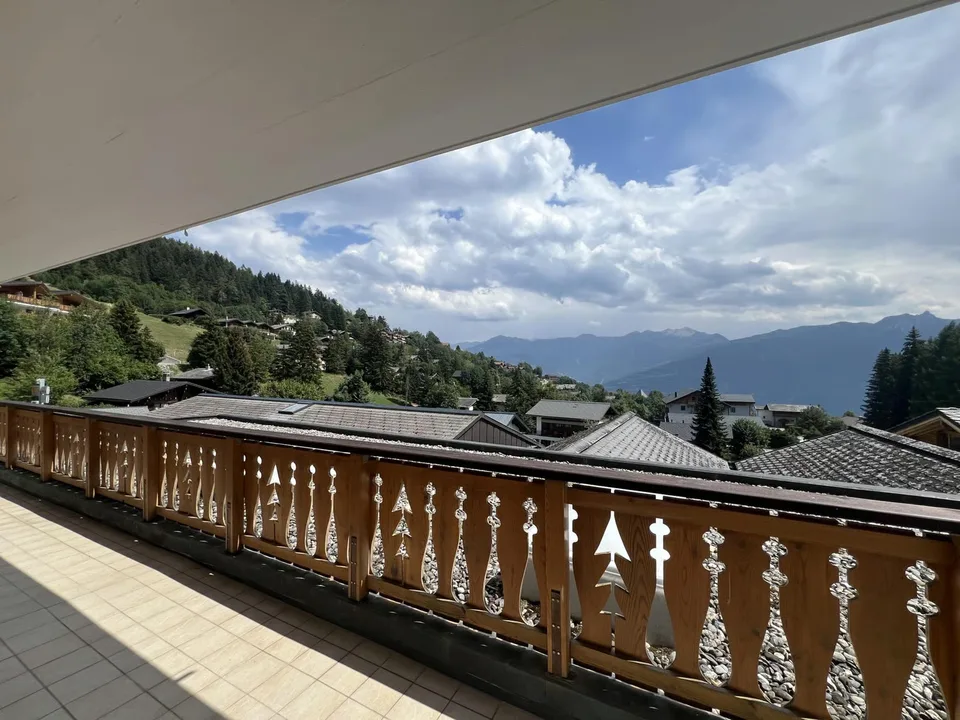 Magnifico appartamento di 3,5 locali con vista – foto 4 di 7